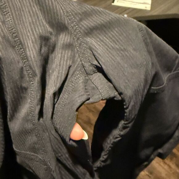 lululemon athletica Black Cropped Pants - Picture 2 of 5